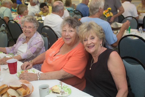 Easter Dinner at Gulf to Bay - 2016 - Slide 20