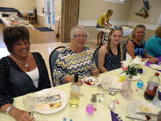 Easter Dinner - 2015 - Slide 32