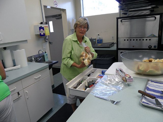 Easter Dinner - 2015 - Slide 44