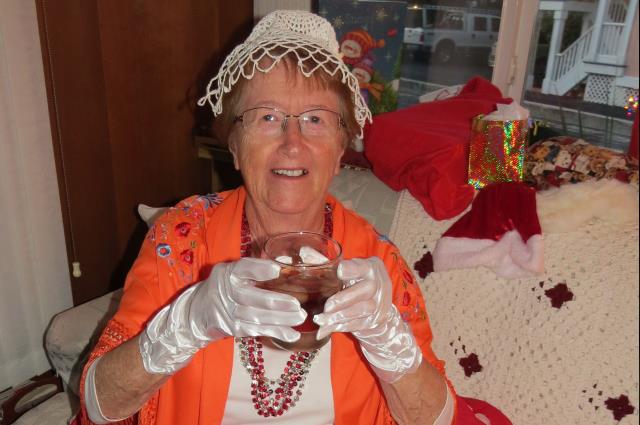 Christmas Eve 2014 <br> Photos by Nora Szabo - Slide 2